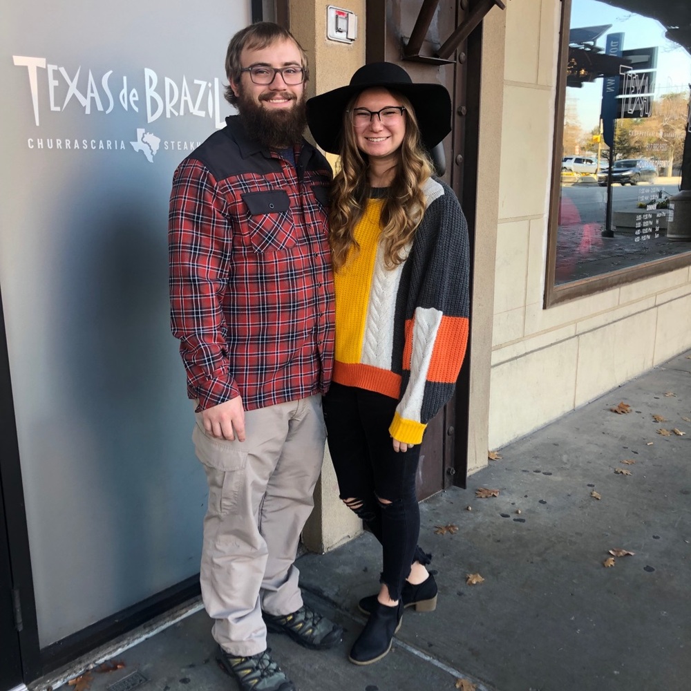 Meet your Posher, Caitlyn